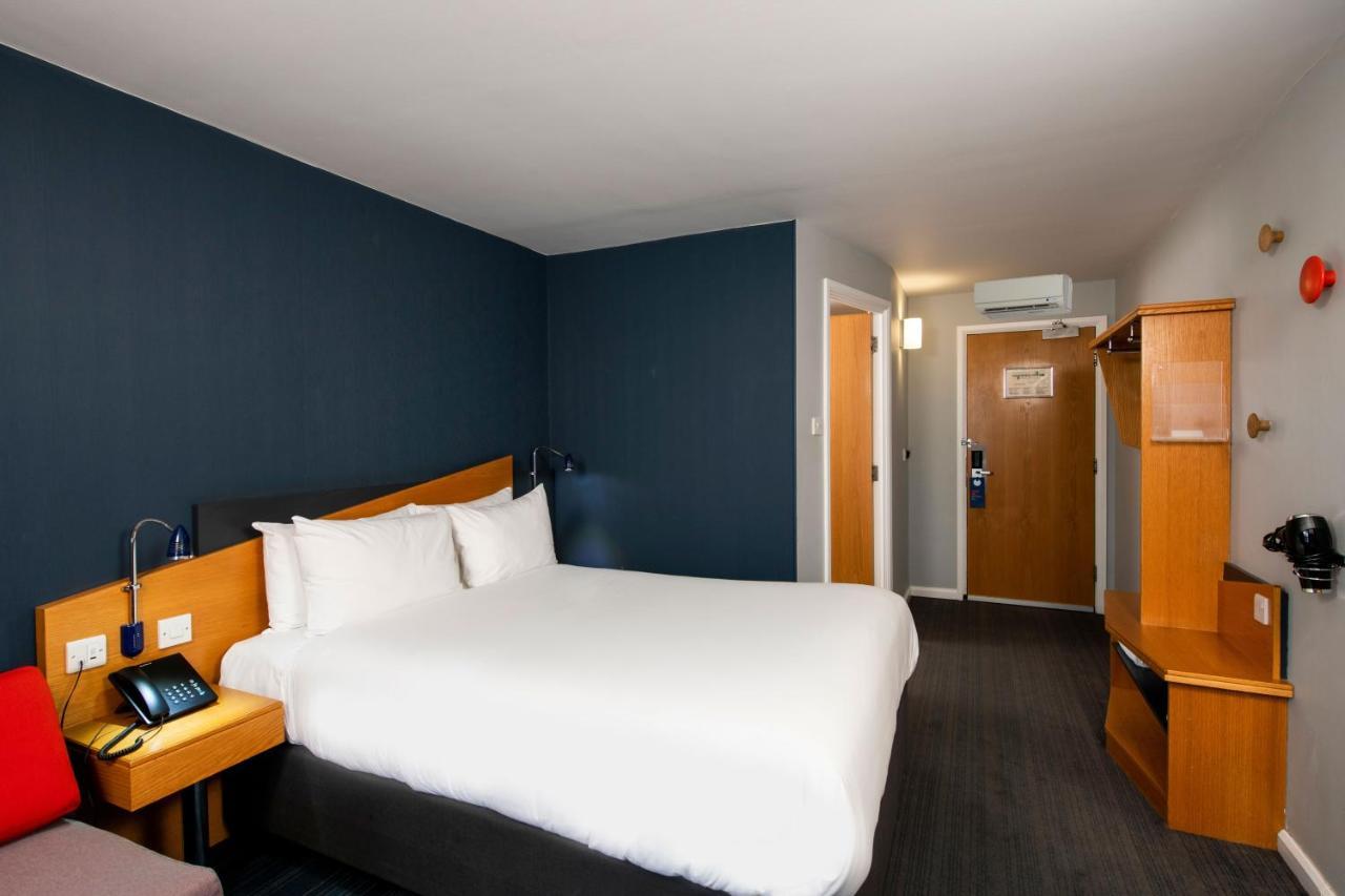 Holiday Inn Express Stoke-On-Trent By Ihg Exterior foto