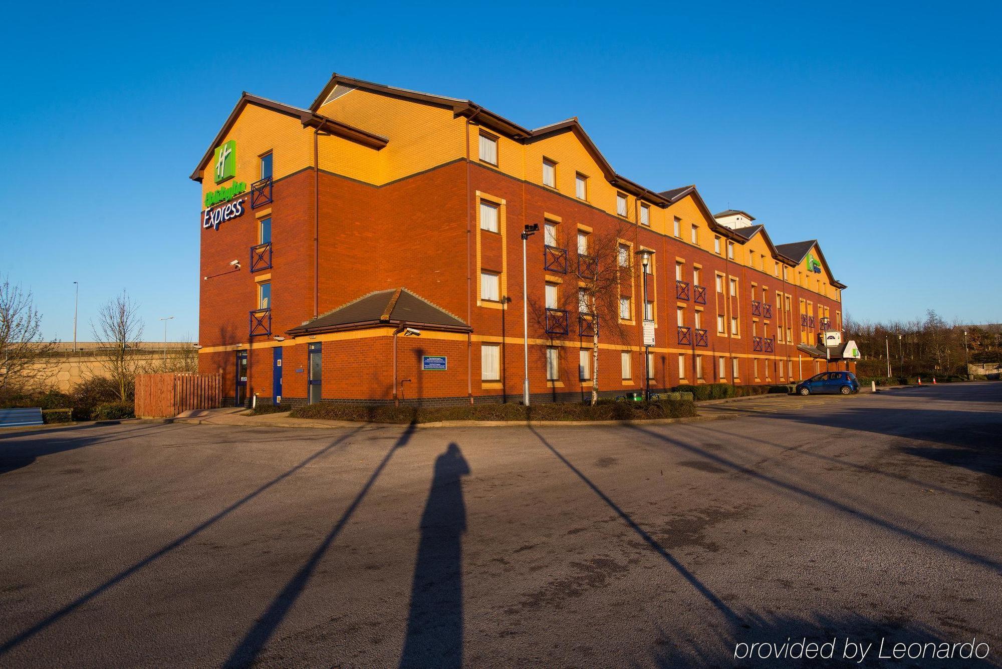 Holiday Inn Express Stoke-On-Trent By Ihg Exterior foto
