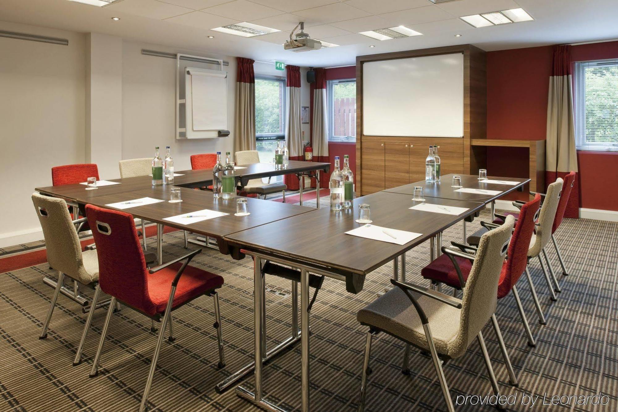 Holiday Inn Express Stoke-On-Trent By Ihg Business foto